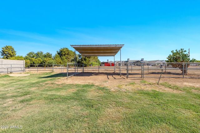 8663 E WINNSTON Circle, Mesa, AZ 85212