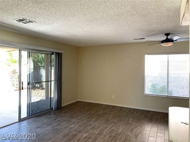 6632 Coastal Breeze Court, Las Vegas, NV 89108