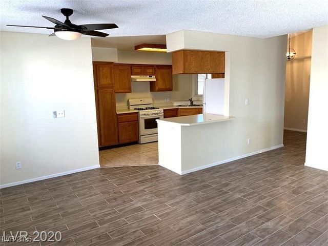 6632 Coastal Breeze Court, Las Vegas, NV 89108