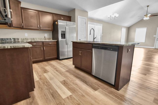 1000 Dublin Drive, Clarksville, TN 37042