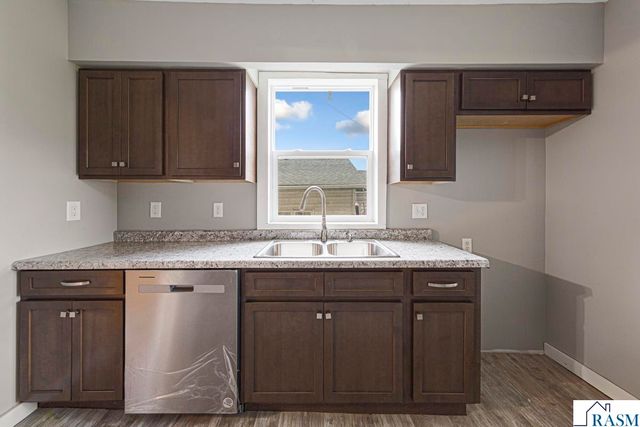 322 E Vine Street, Mankato, MN 56001