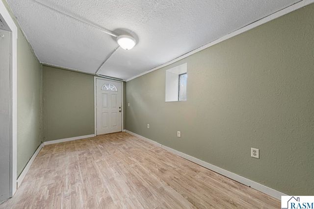 322 E Vine Street, Mankato, MN 56001