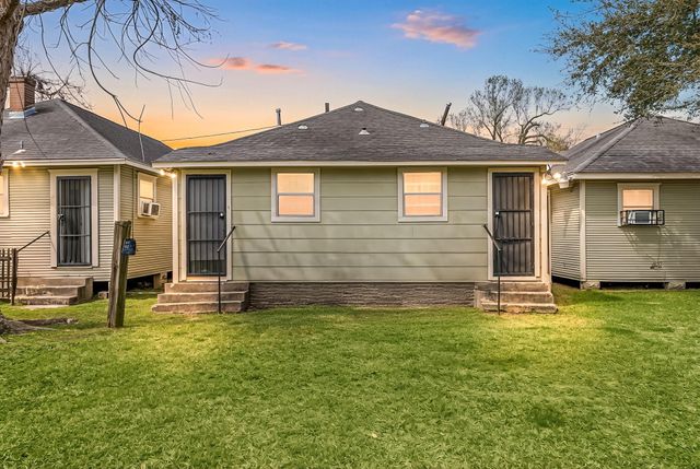 3224 Mcgowen Street, Houston, TX 77004