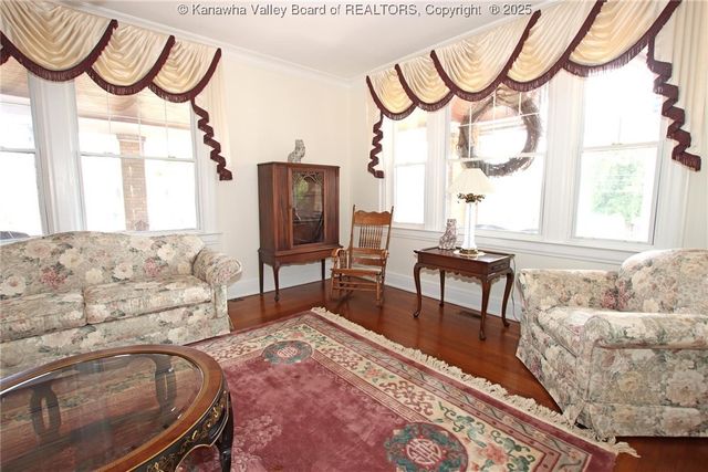 802 Maple Road, Charleston, WV 25302