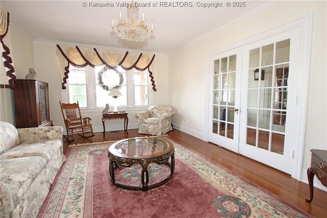 802 Maple Road, Charleston, WV 25302