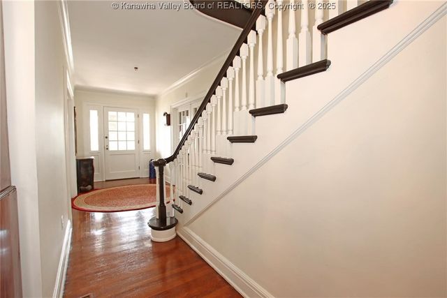 802 Maple Road, Charleston, WV 25302