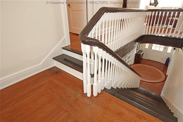 802 Maple Road, Charleston, WV 25302