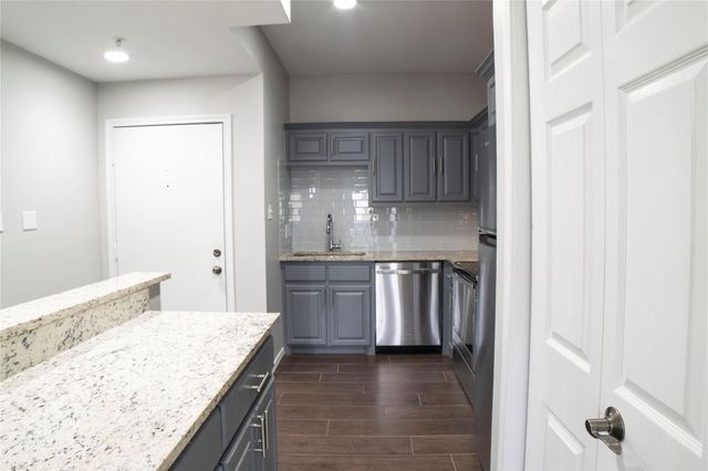 4104 N Hall Street 331, Dallas, TX 75219