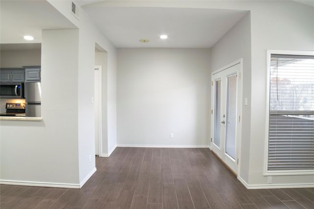 4104 N Hall Street 331, Dallas, TX 75219