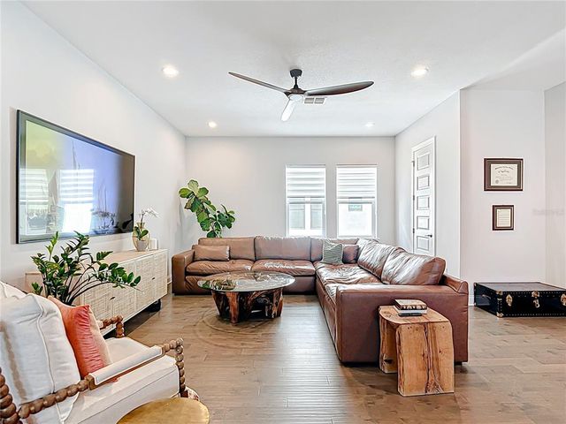 4215 W NORTH A STREET 3, Tampa, FL 33609