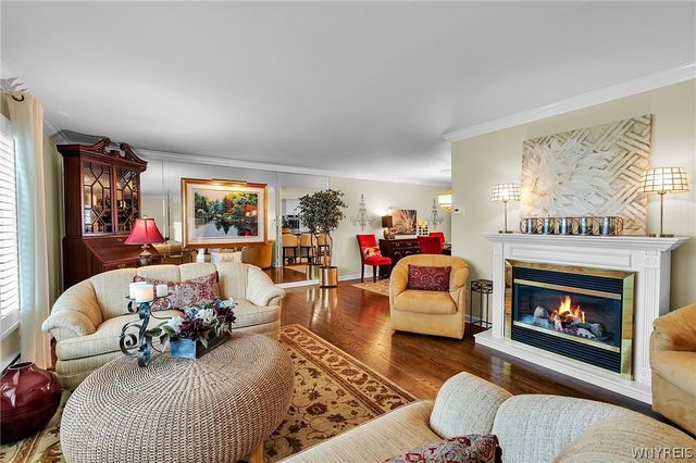 13 Wedgewood, Amherst, NY 14226
