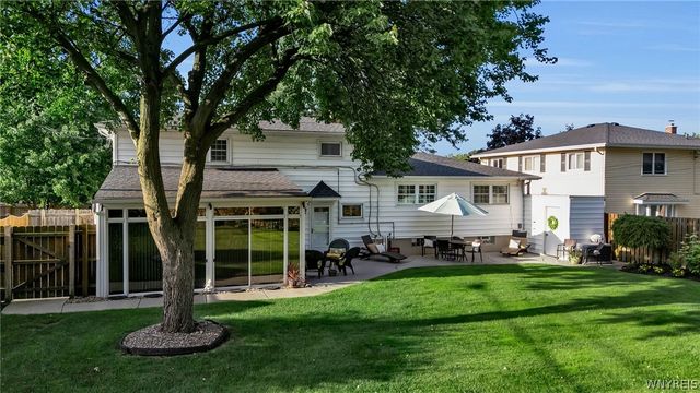 13 Wedgewood, Amherst, NY 14226