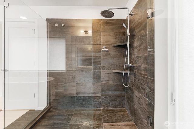 20308 SE 266th Street, Covington, WA 98042