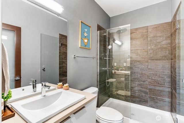 20308 SE 266th Street, Covington, WA 98042