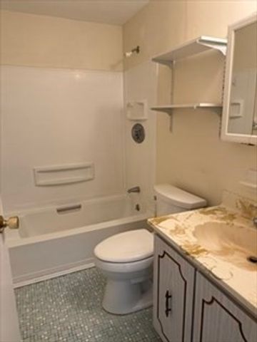 310 Codman Hill Rd 34D, Boxborough, MA 01719