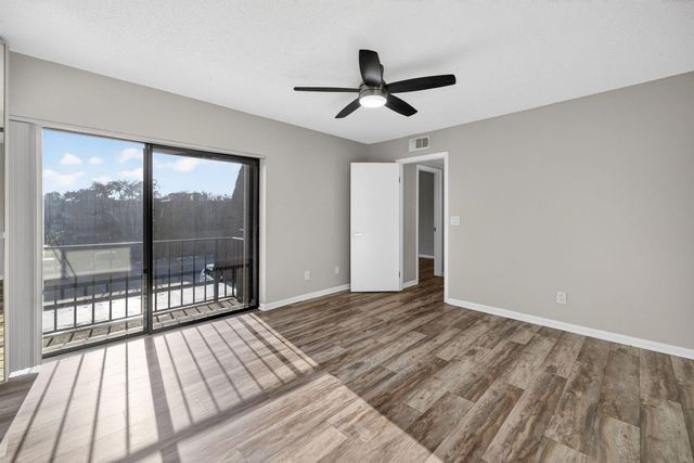 5612 SE Riverboat Drive 104, Stuart, FL 34997