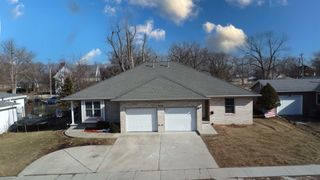 411 S Crescent Street, Gilman, IL 60938
