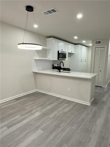 596 Windchase Lane, Stone Mountain, GA 30083