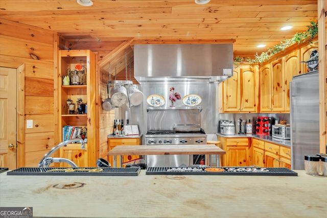 2079 Highway 85, Senoia, GA 30276