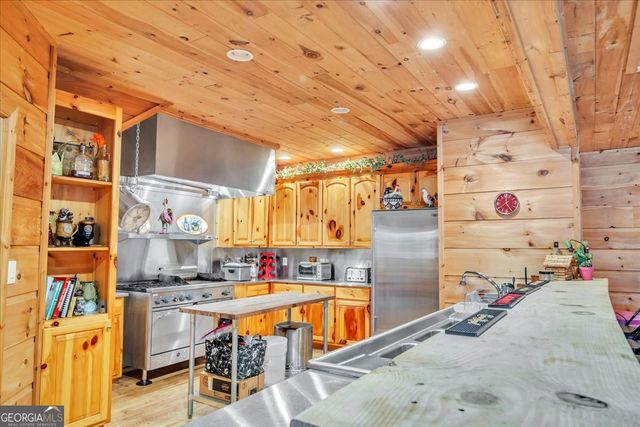 2079 Highway 85, Senoia, GA 30276