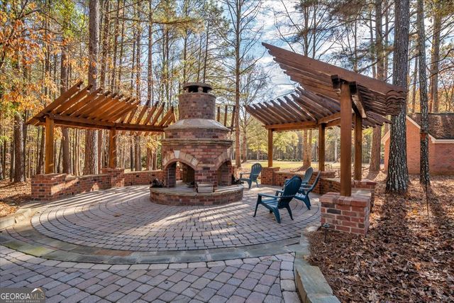 2079 Highway 85, Senoia, GA 30276