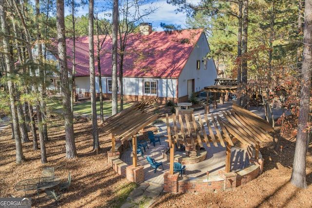 2079 Highway 85, Senoia, GA 30276