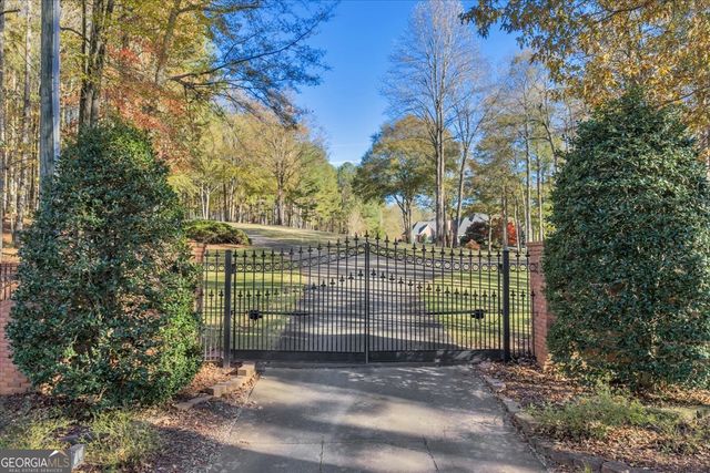 2079 Highway 85, Senoia, GA 30276