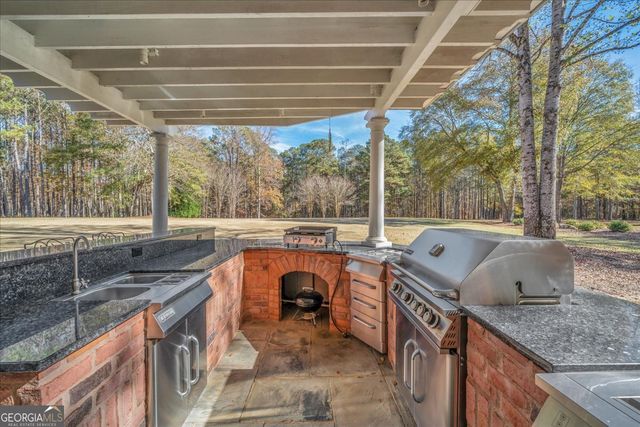 2079 Highway 85, Senoia, GA 30276