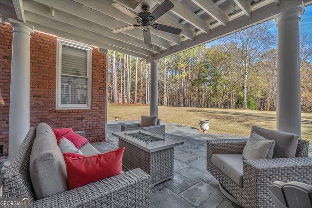 2079 Highway 85, Senoia, GA 30276