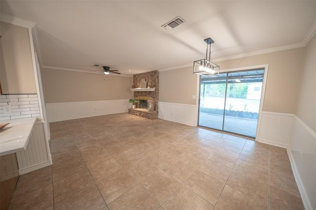 309 Camelot Circle, Lufkin, TX 75904