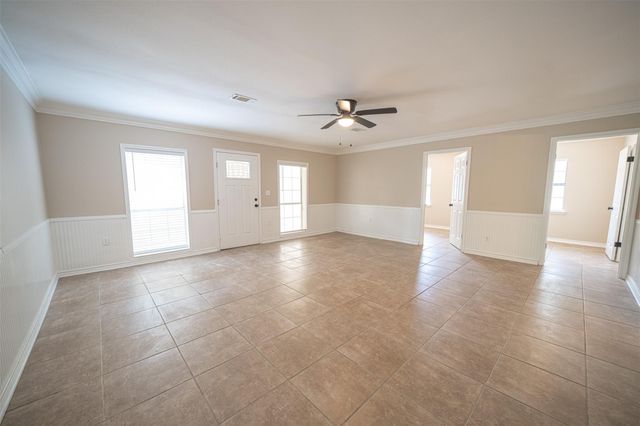 309 Camelot Circle, Lufkin, TX 75904