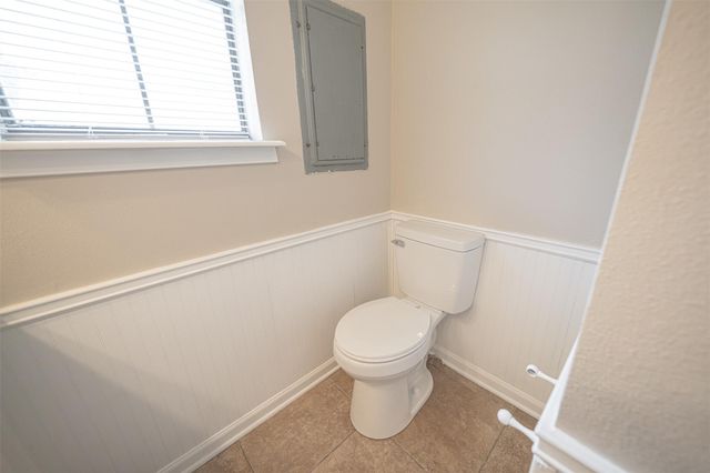 309 Camelot Circle, Lufkin, TX 75904