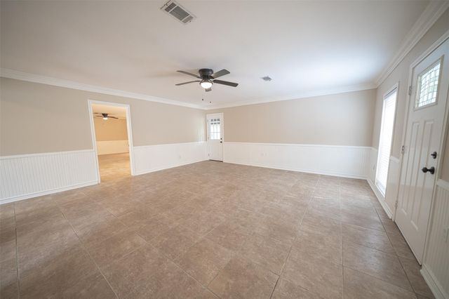 309 Camelot Circle, Lufkin, TX 75904