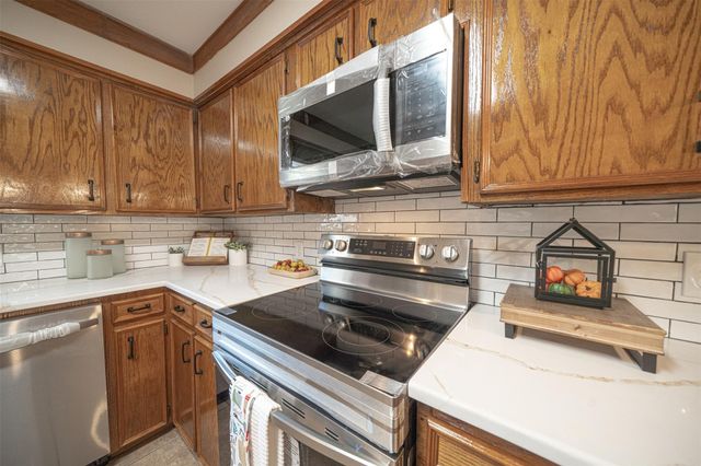 309 Camelot Circle, Lufkin, TX 75904