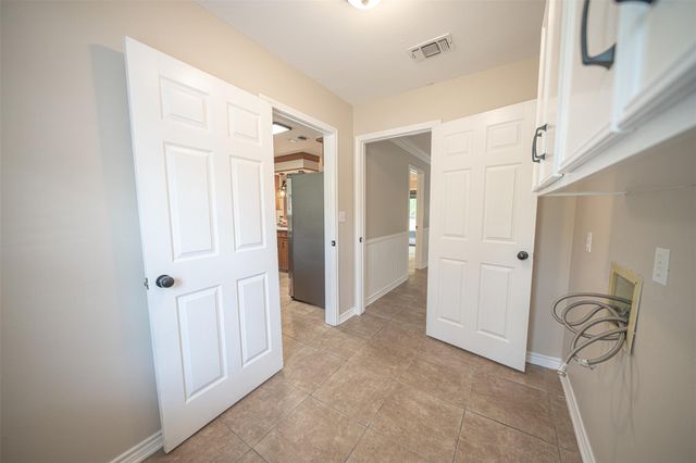 309 Camelot Circle, Lufkin, TX 75904