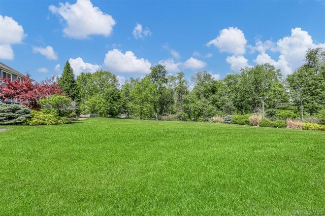 2 Garnett Hill Road, Chester, NY 10918