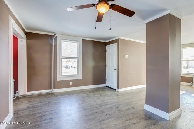 2 Chingarora Avenue, Keyport, NJ 07735