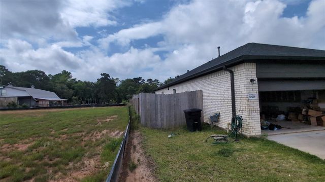 30216 Arnold Branch Drive, Magnolia, TX 77355