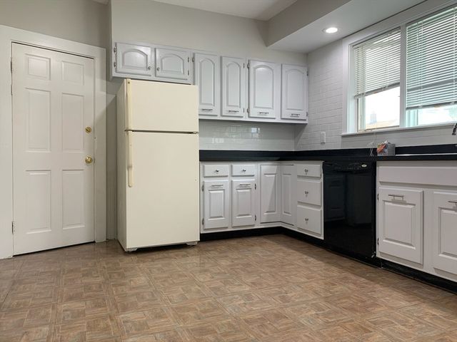 25A Bradbury Ave 2, Medford, MA 02155
