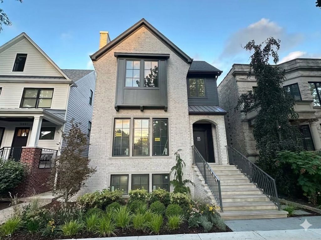 3909 N Hamilton Avenue, Chicago, IL 60618 — exterior