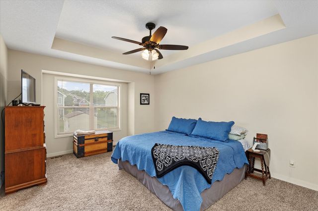 7343 Dusk Drive, Johnston, IA 50131