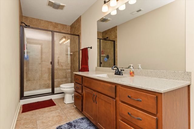 7343 Dusk Drive, Johnston, IA 50131