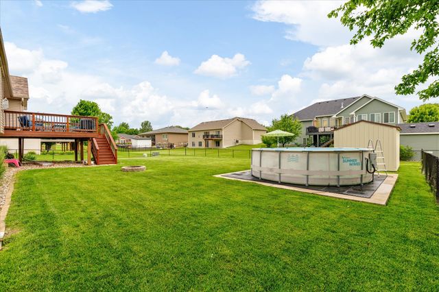 7343 Dusk Drive, Johnston, IA 50131