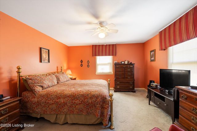 13003 Honeysuckle Way, Prospect, KY 40059