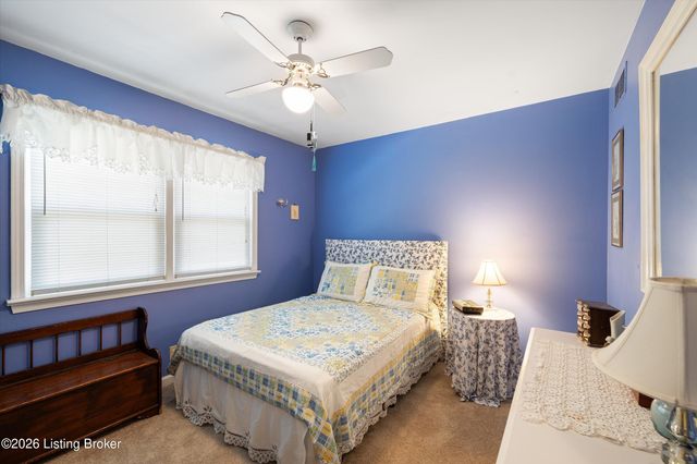 13003 Honeysuckle Way, Prospect, KY 40059