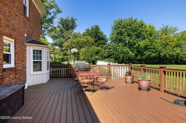 13003 Honeysuckle Way, Prospect, KY 40059