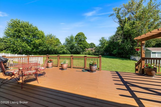 13003 Honeysuckle Way, Prospect, KY 40059