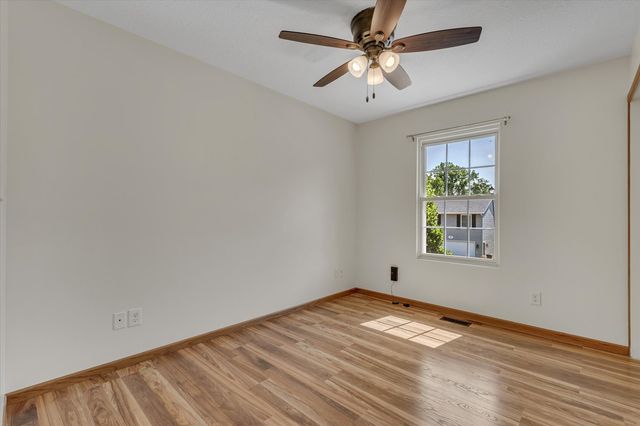 11 W Village Circle, Davenport, IA 52806