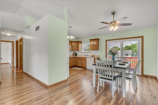 11 W Village Circle, Davenport, IA 52806