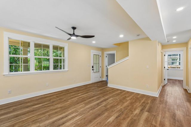 1425 Shelton Ave, Nashville, TN 37216